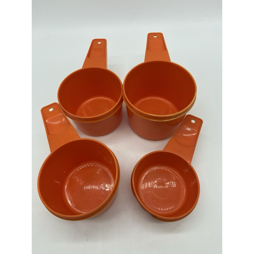 Tupperware Nesting Measuring Cups 4 Piece Set Orange 1 Cup 3/4 2/3‎ 1/3 Vintage